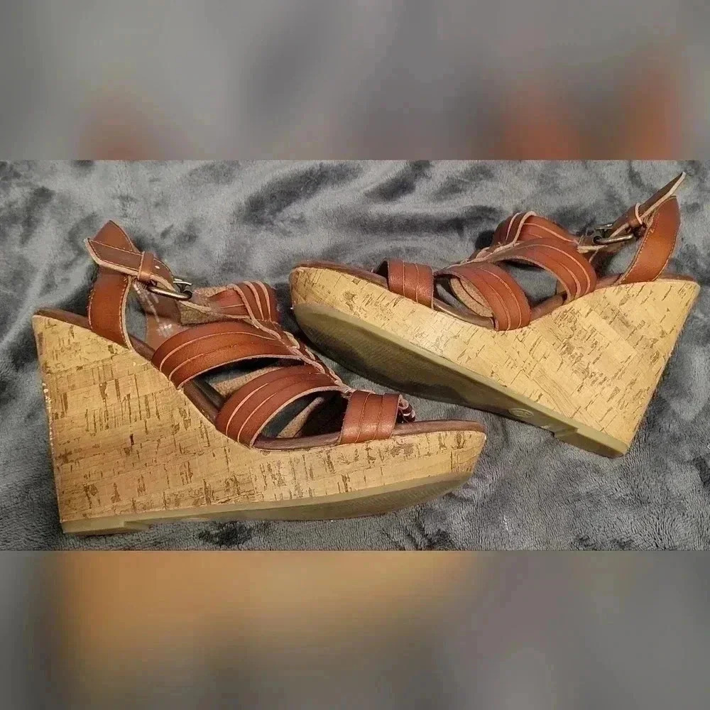 Size 9.5, Mossimo Supply Co Cork Strap Platform Wedge Brown Sandals Heels - Picture 6 of 9